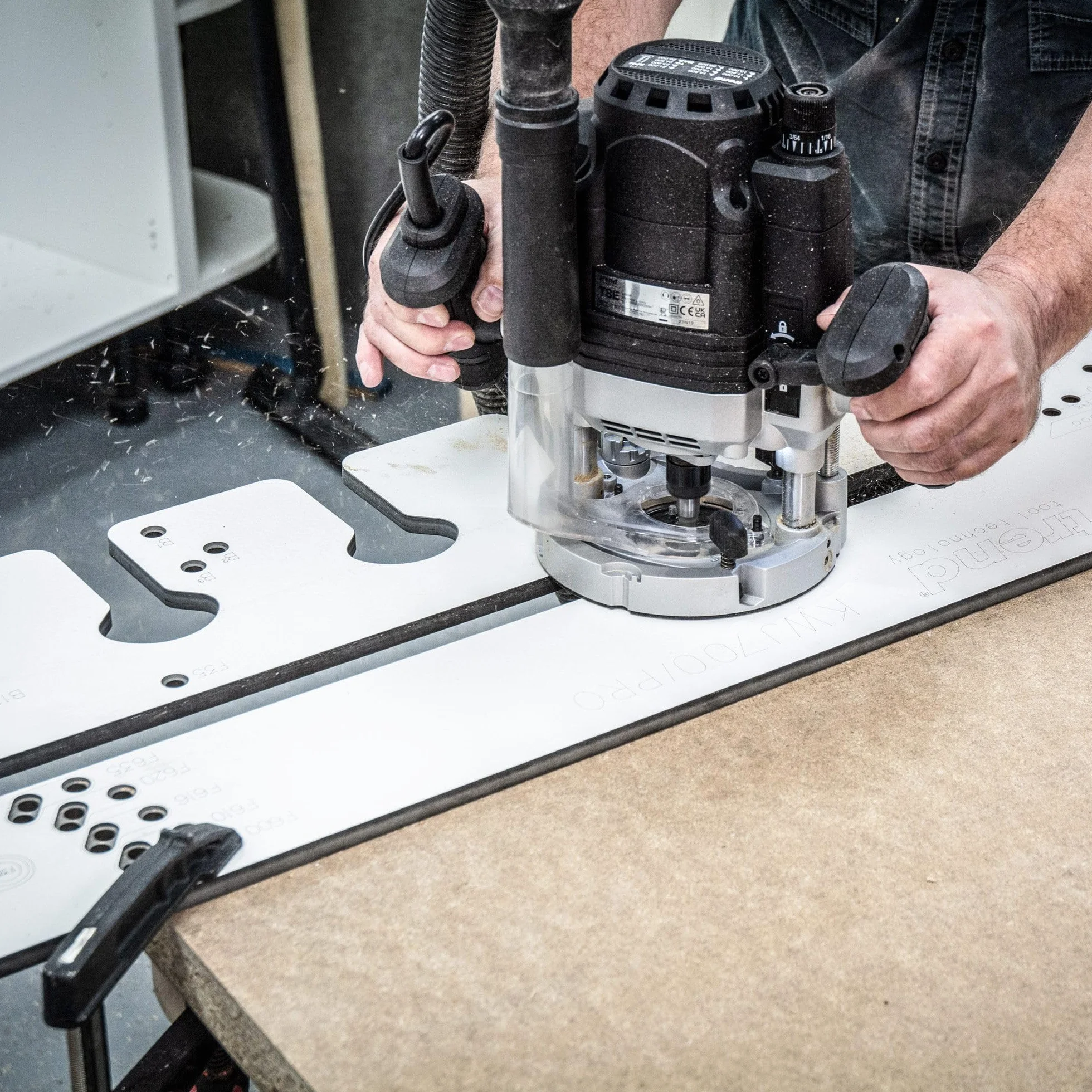 Trend Professional Plantilla Multi-Materiale per Giunzioni a Mitra Mason, Fino a 700mm di Larghezza, Allineamento Bordo Anteriore, KWJ700/PRO