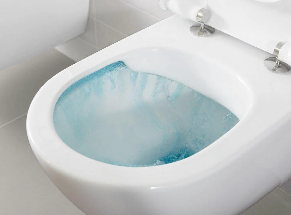 Villeroy & Boch O.Novo 5660HRR1 C-plus WC sospeso con sedile, sistema DirectFlush senza brida