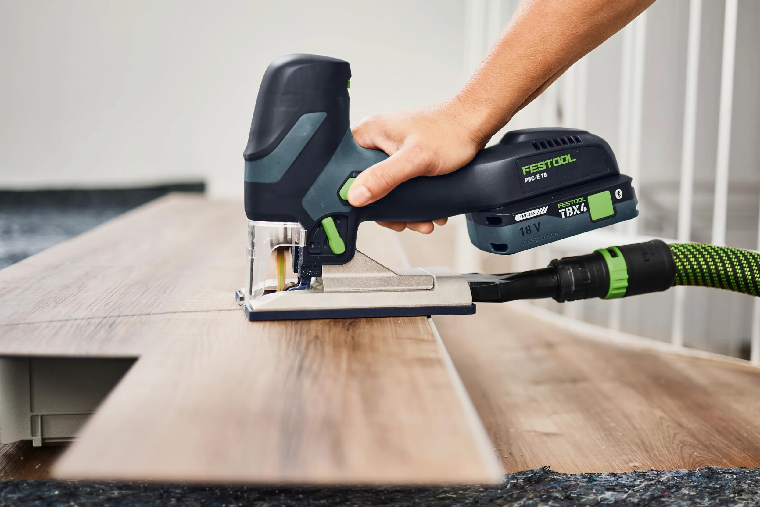 Festool Seghetto Alternativo a Batteria PSC-E 18 EB-Basic, 23mm Corsa, Batteria 18V, Leggero 1,7kg