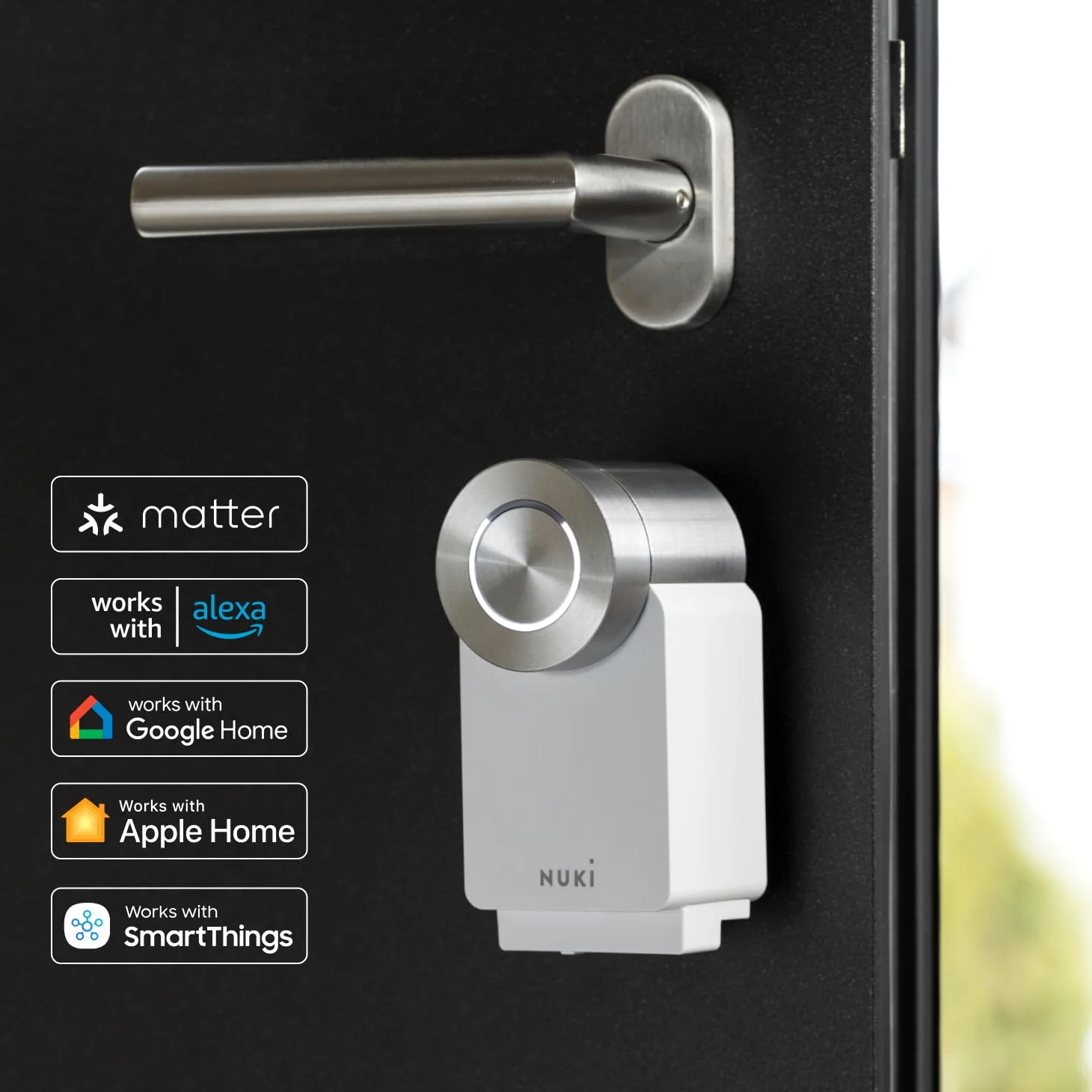 Nuki Smart Lock Pro (quarta generazione), serratura smart con WiFi e Matter per l'accesso remoto, serratura elettronica che trasforma lo smartphone in chiave, con Power Pack batterie, bianco