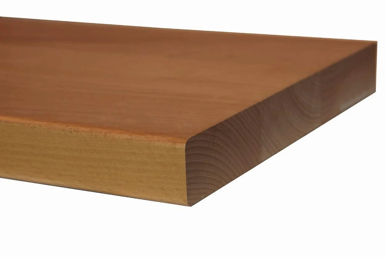 Gradini in legno faggio massello, per scale da interno dello spessore di 38-40 mm, larghezza 30 cm, verniciato naturale Venduto da SMI di Stefano Morsolin (100 CM)