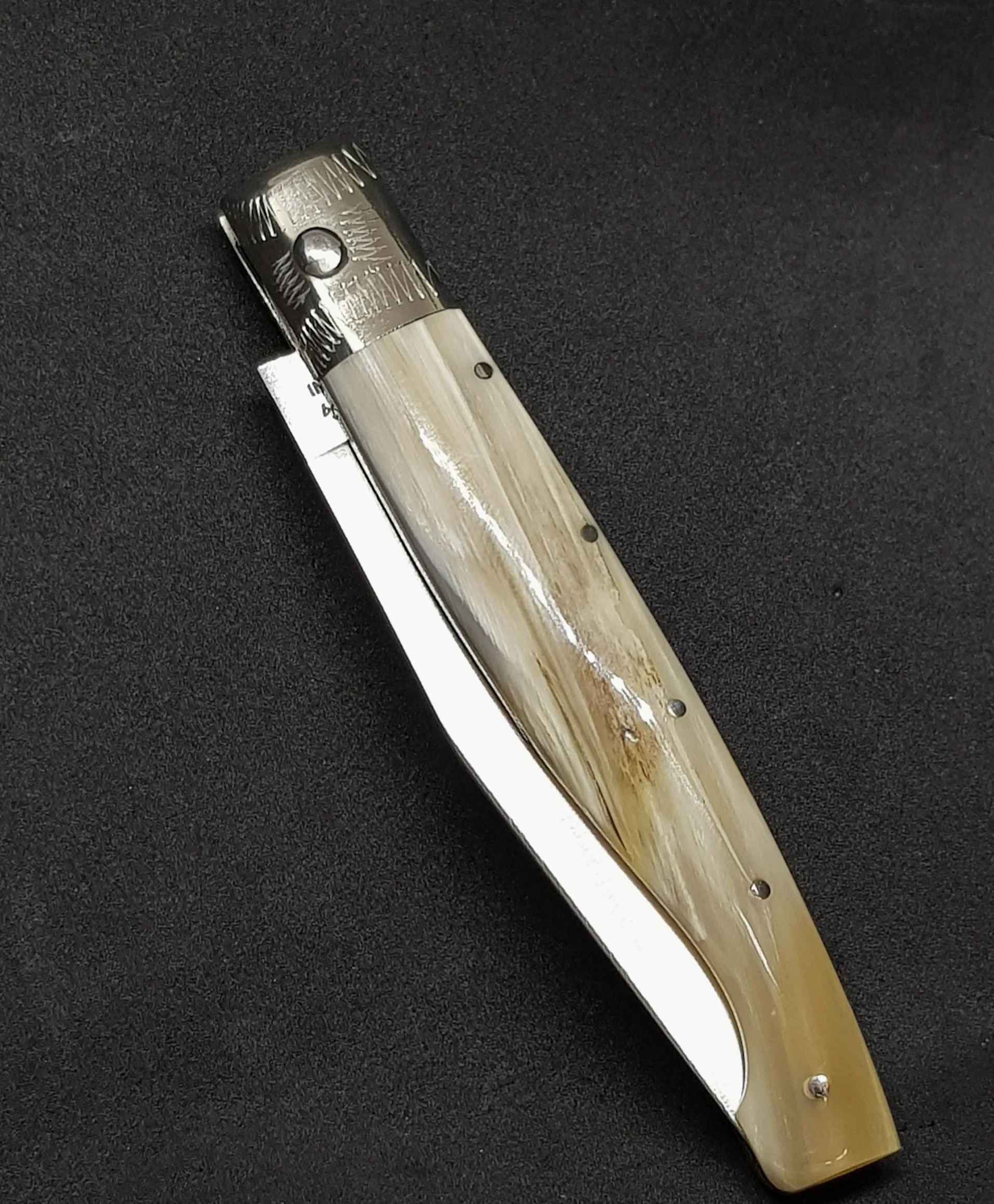 COLTELLO ARTIGIANALE SARDO PATTADA TASCABILE MANICO IN CORNO COLLEZIONE SARDEGNA art 44