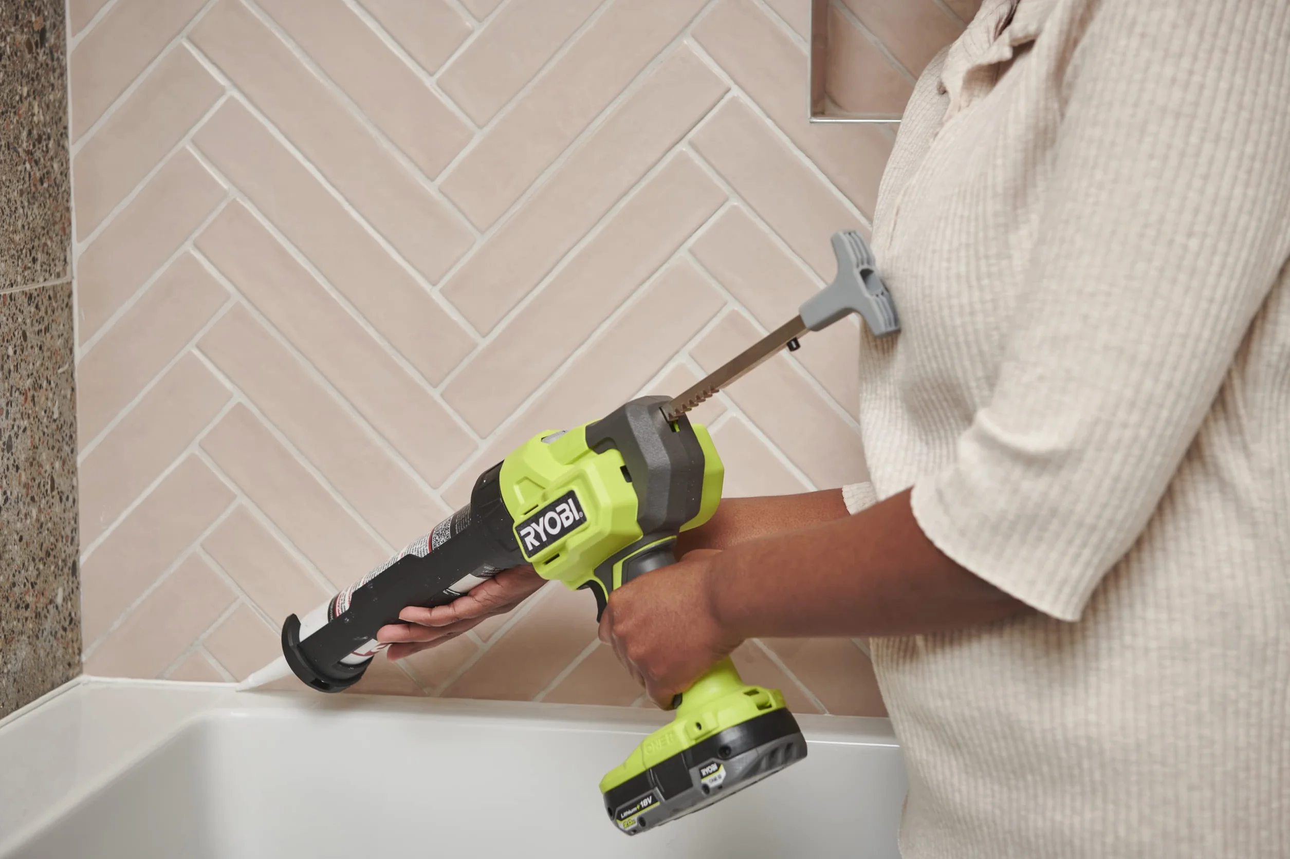Ryobi RCG18-0 Pistola per Cartucce 18V, Batteria Non Inclusa, con Sgancio Manuale e Regolazione a 6 Velocità, Pressione fino a 225 kg / 2.225 N