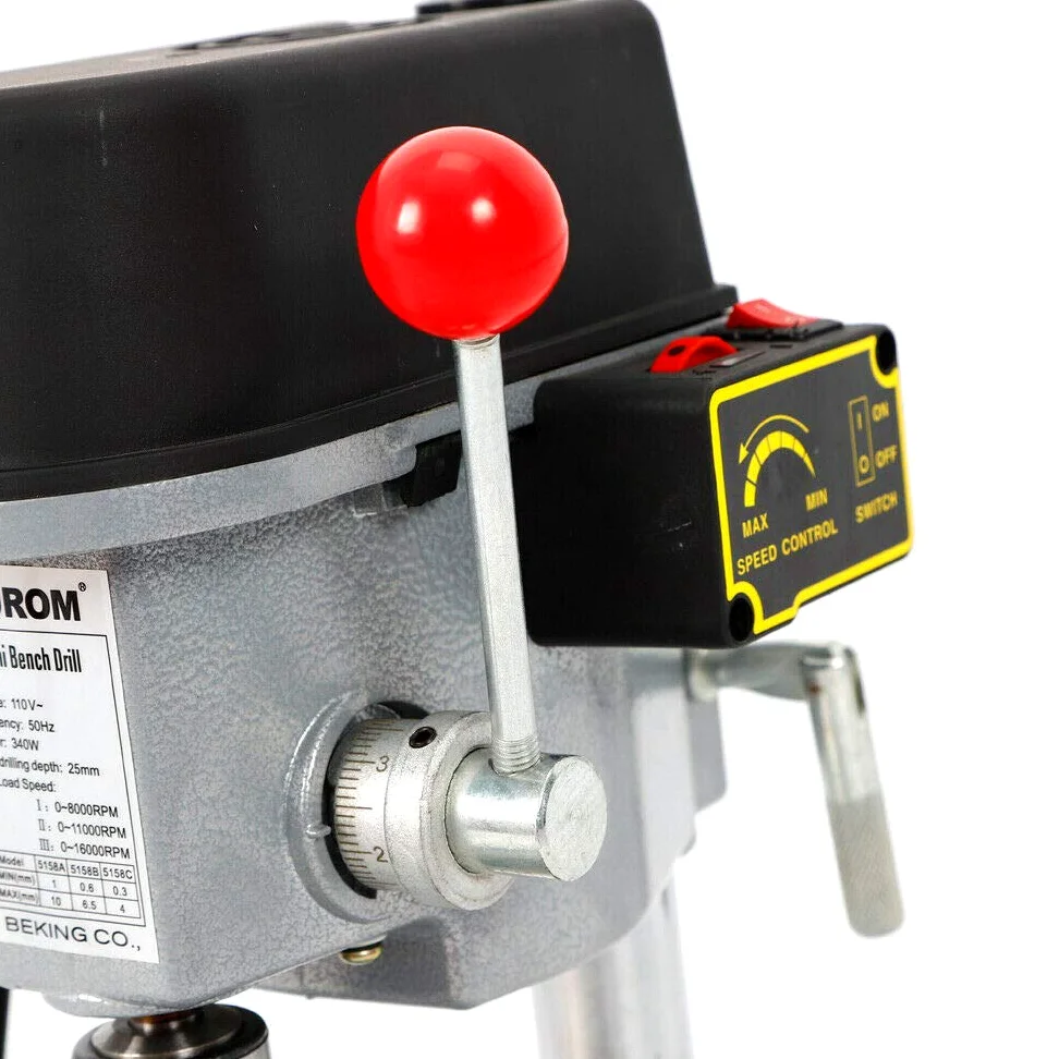 Mini trapano a colonna di regolazione della velocità di rotazione Trapano bancario Trapano da banco elettrico Drill Bench Press Stand Base Telaio Bracket Hole Drilling Machine Tavolo Trapano per legno