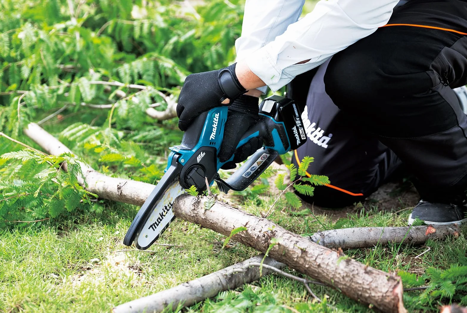 Makita, Sega da potatura DUC150Z, brushless LXT agli ioni di litio, 150 mm, batterie e caricabatterie non inclusi
