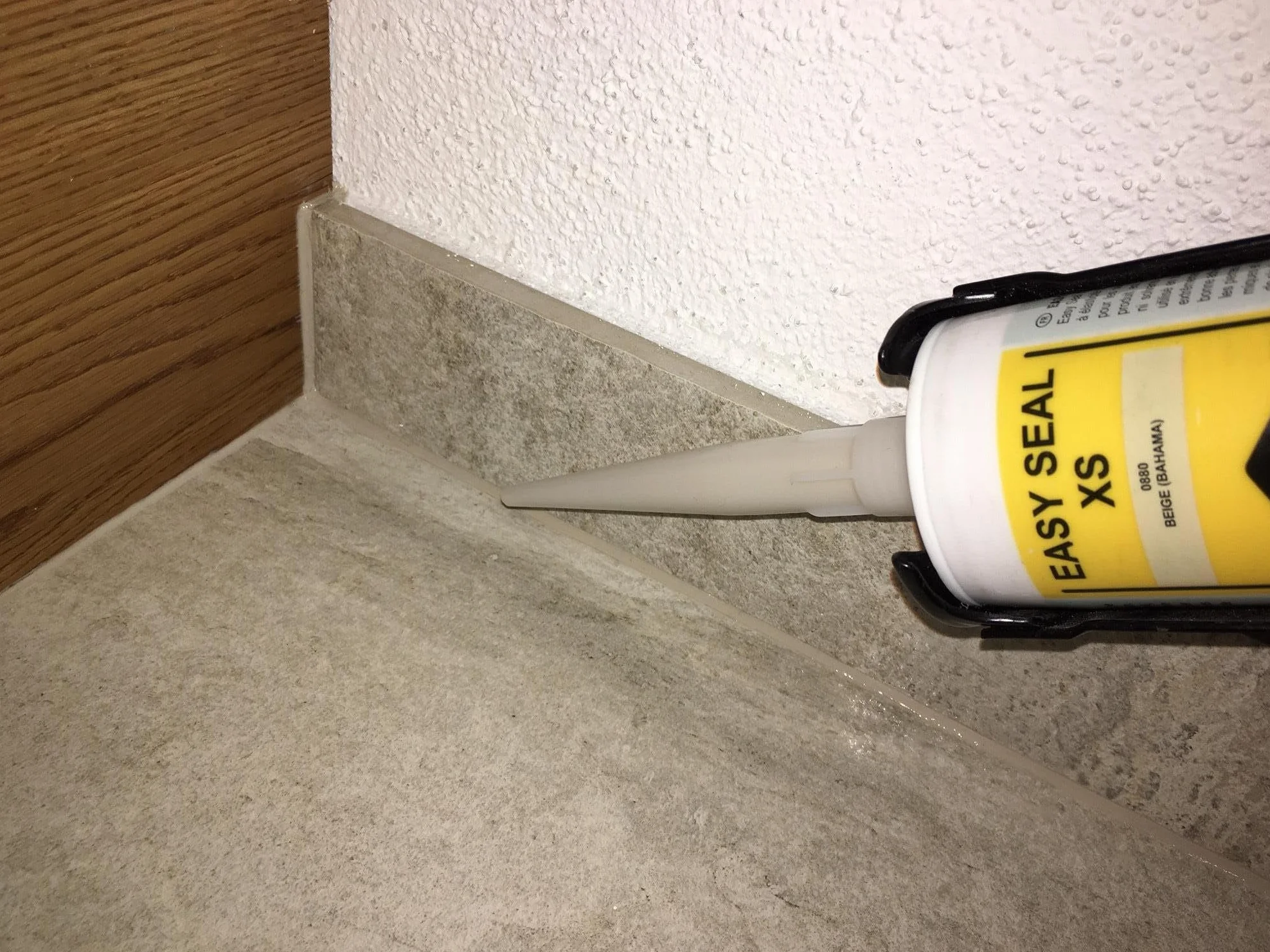Innotec Easy Seal XS - Sigillante in silicone per sanitari, sigillante per interni ed esterni, silicone per sigillatura e stuccatura in sanitari e cucina, 2 pezzi