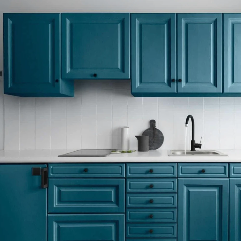 MadeInNature - Vernice per rinnovare superfici difficili, direttamente senza sottostrato piastrelle, mobili da cucina radiatori elettrodomestici, 2 litri per 10 m² in 2 strati, colore: Petrolio blu