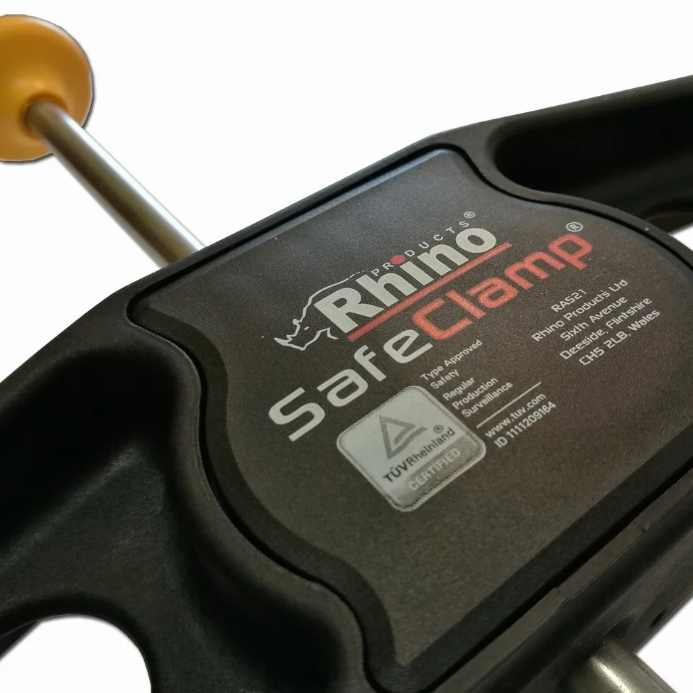 SafeClamp Supporto per scala, sistema di serraggio per il montaggio di scale su portapacchi dell’auto