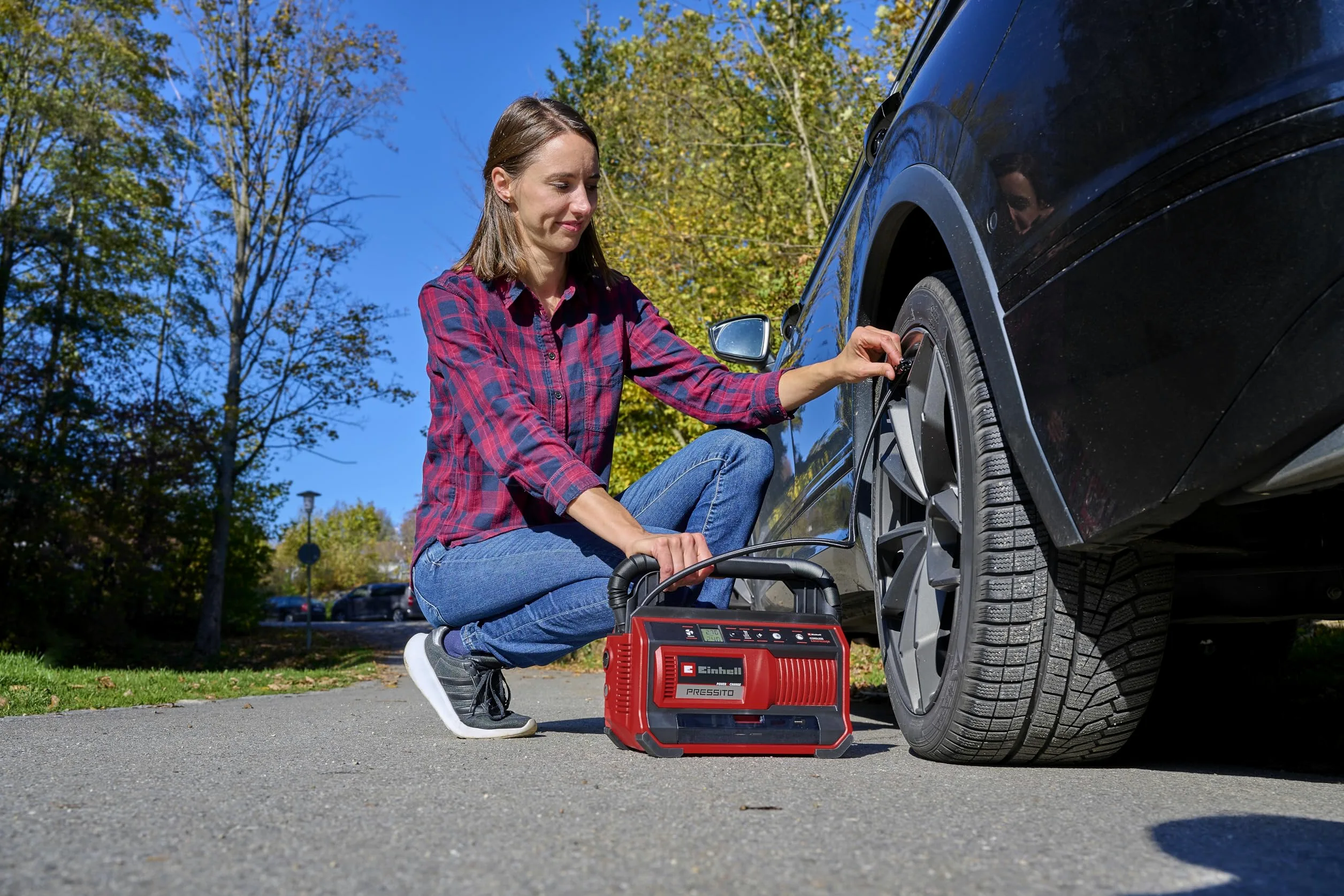 Einhell Compressore a batteria PRESSITO 18/25 Power X-Change(18 V, max. 11 bar, incl. kit 3 adattatori, incl. tubo flessibile alta press. 71 cm e tubo flessibile bassa press. 1,6 m, senza batteria)