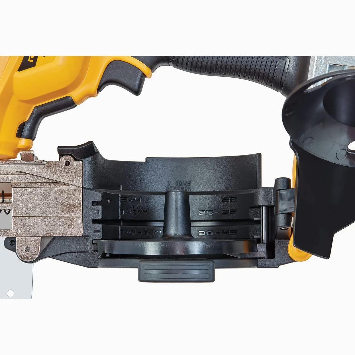 Dewalt DCN45RNN 18V XR Chiodatrice a bobina senza spazzole (solo corpo)