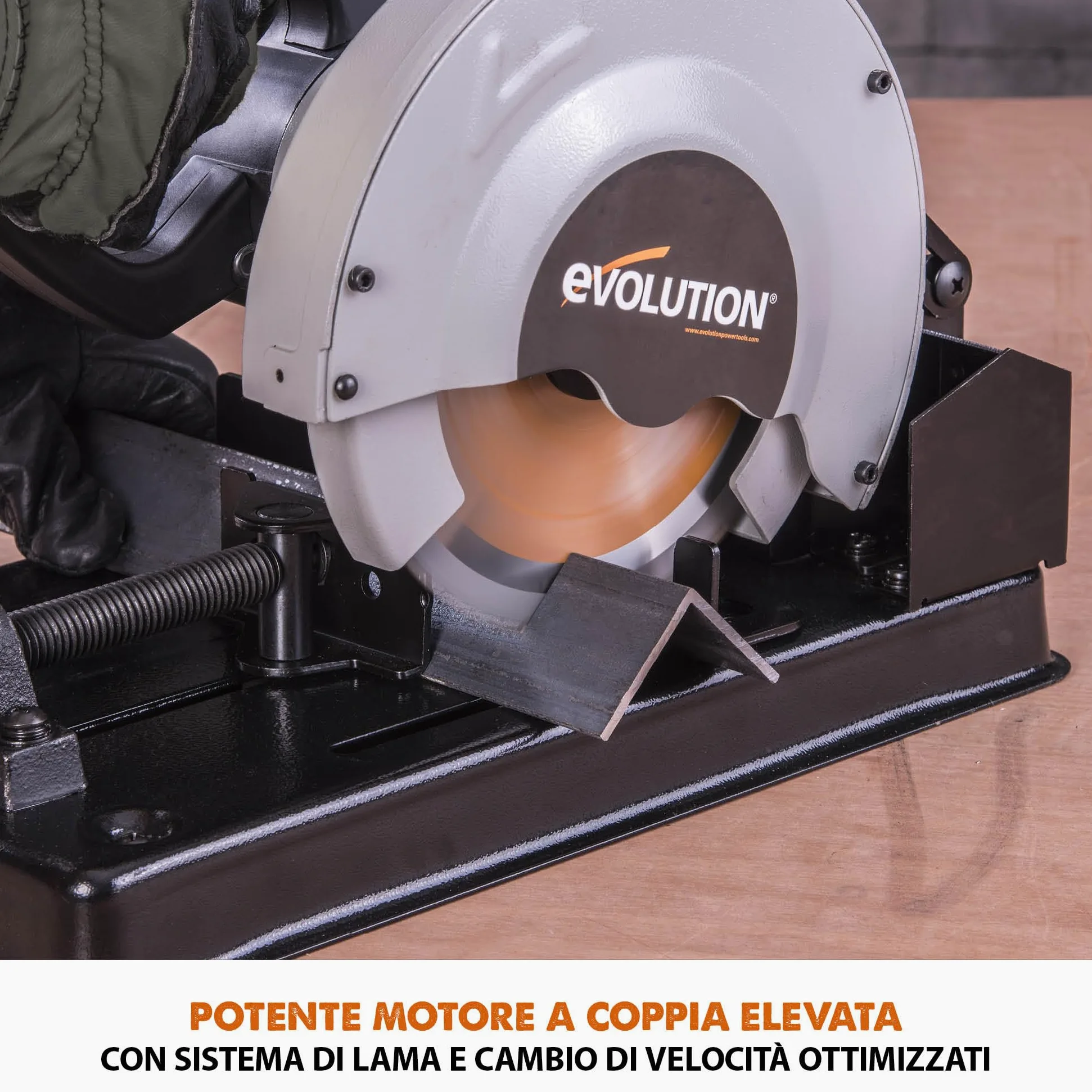 Evolution Power Tools Rage 4 Troncatrice a trazione - Multi-materiale per tagli su legno, metallo, plastica e molto altro, 185 mm, 230 V