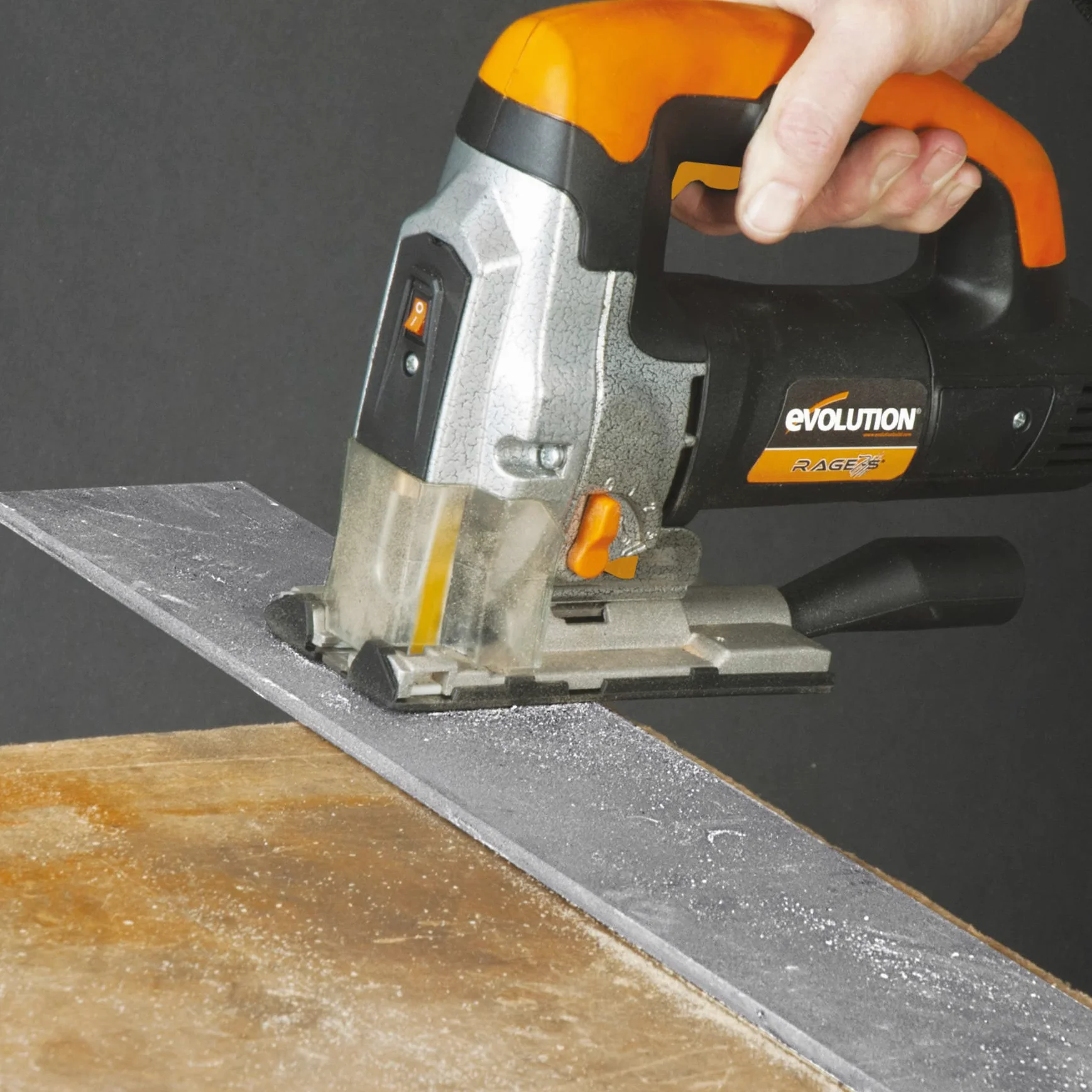 Evolution Power Tools Rage 7-S Seghetto multiuso - Taglio su legno, acciaio, plastica e molto altro - 5 lame incluse - 710 W