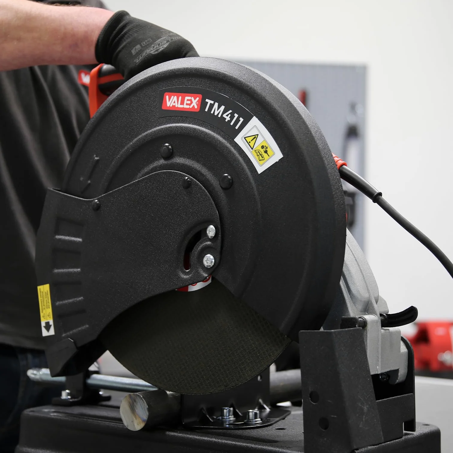 Valex TM411 Troncatrice da Ferro, 2100W, per Dischi Ø355mm, Capacità di taglio Ø90mm, Disco non fornito