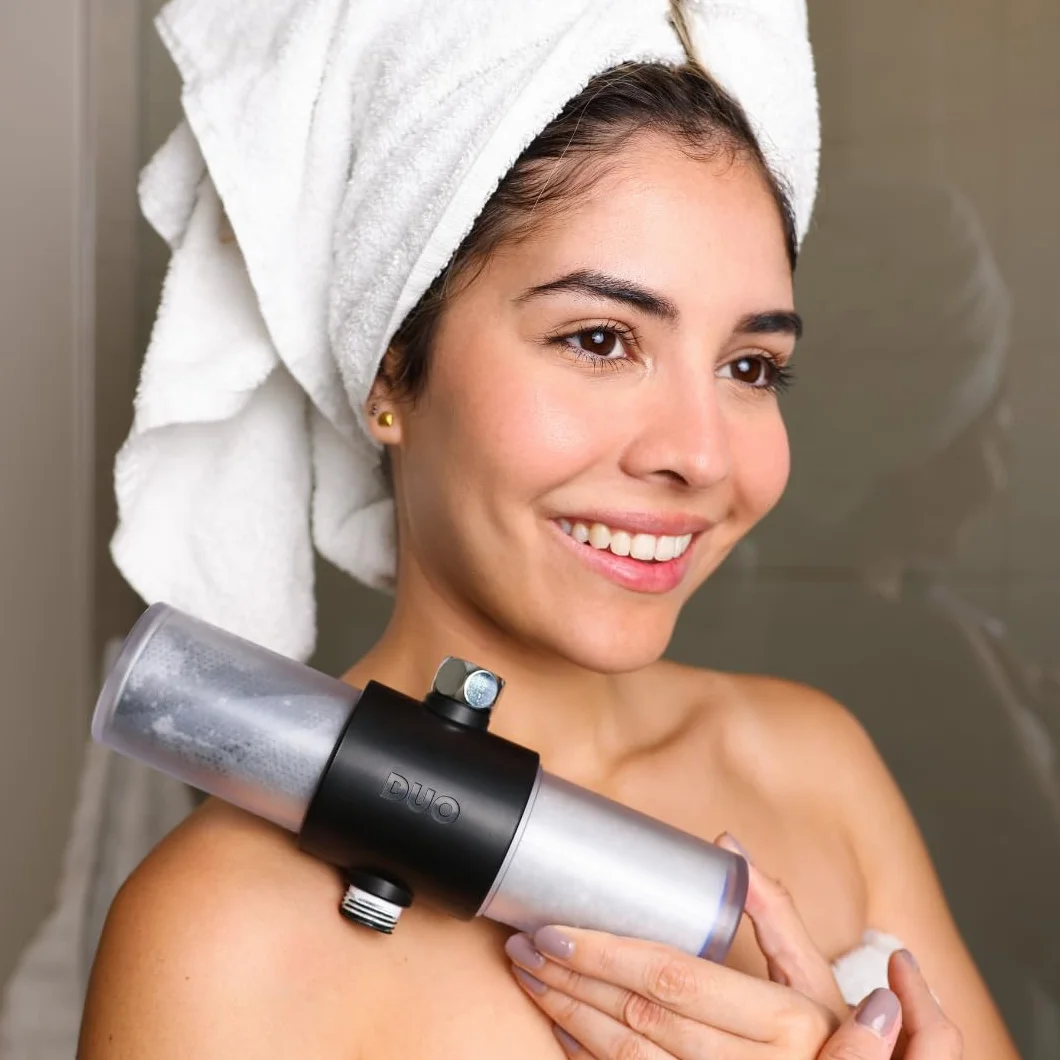 Weddell Duo Shower Filter - Filtro doccia certificato NSF, filtro ai carboni attivi ad alta pressione, rimuove cloro, PFAS e microplastiche, clinicamente testato per pelle e capelli più sani