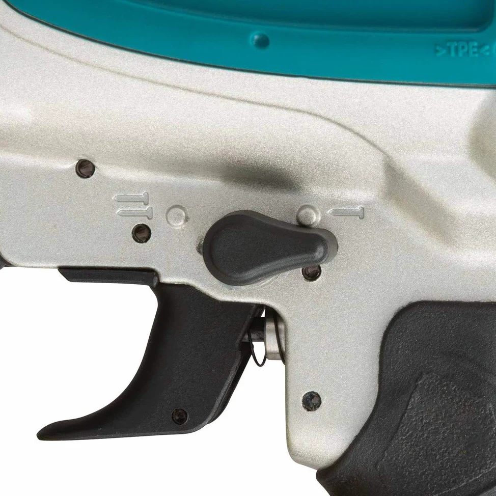Makita AN613 CHIODATRICE PNEUMATICA 38-65MM