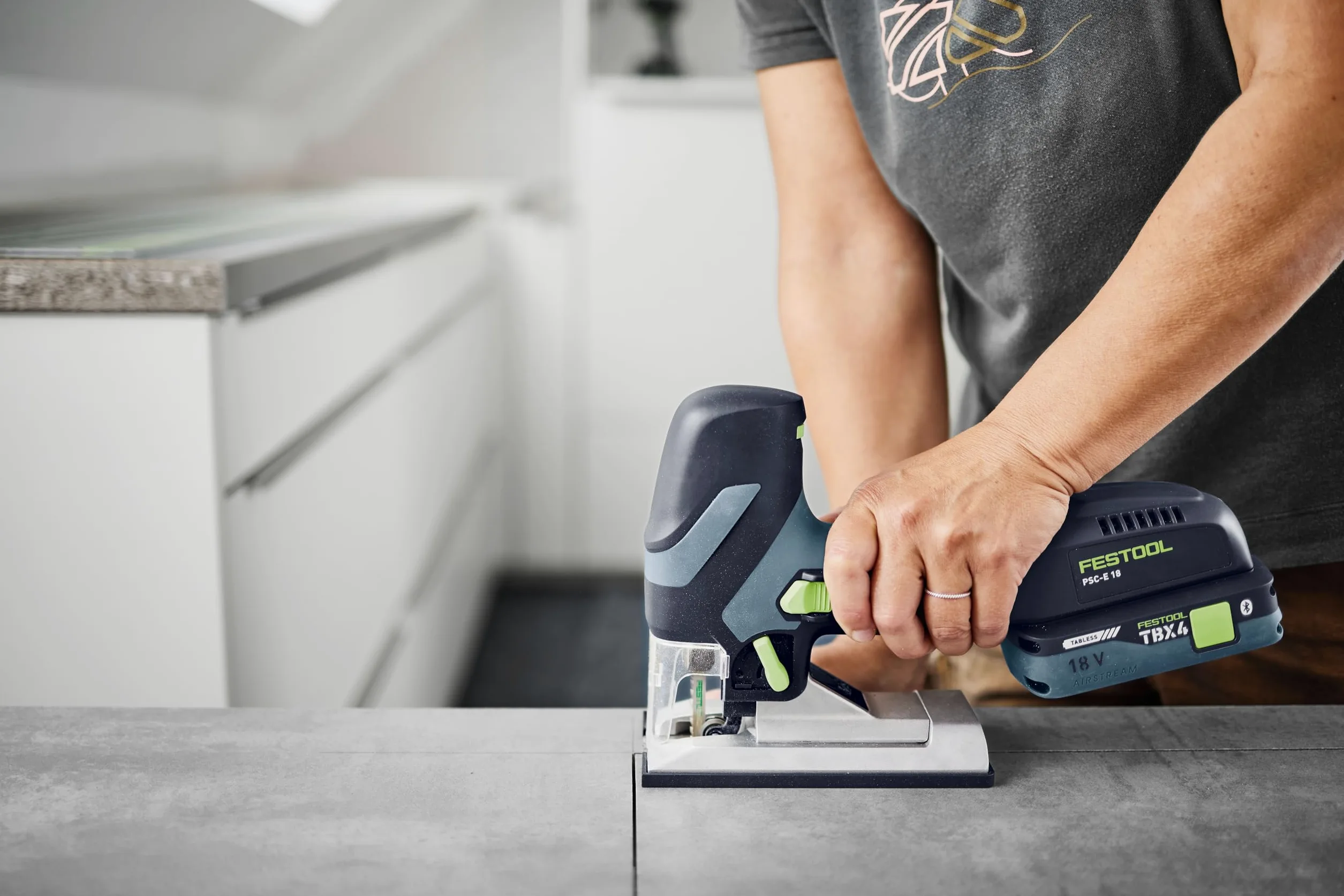 Festool Seghetto Alternativo a Batteria PSC-E 18 EB-Basic, 23mm Corsa, Batteria 18V, Leggero 1,7kg