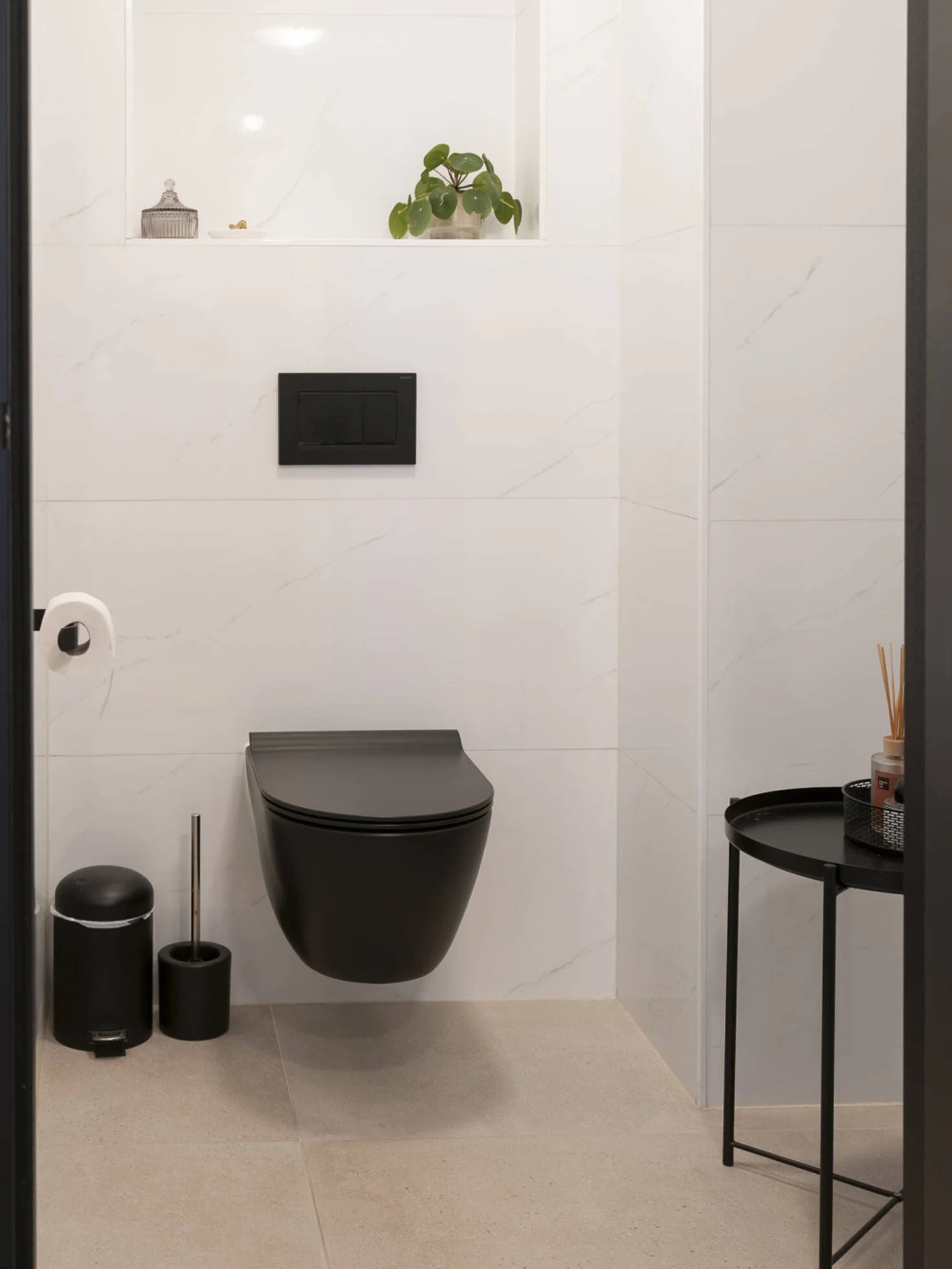 Geberit, Placca di comando Sigma30 115.883.16.1, per risciacquo a 2 quantità, colore nero opaco, nero 115883161