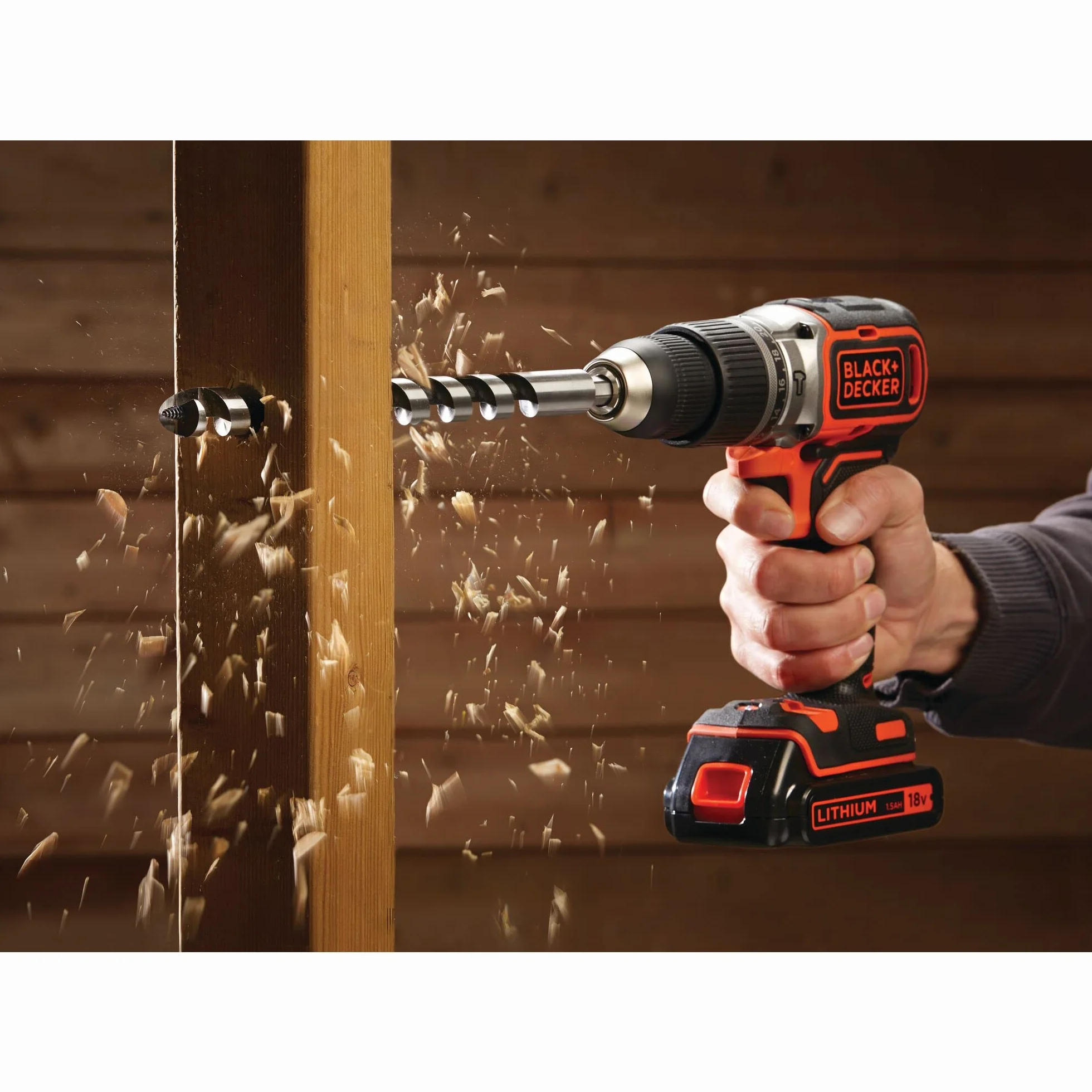 BLACK+DECKER Trapano avvitatore a percussione 18V, motore senza spazzole, mandrino 13mm, LED, 2 batterie, 50 accessori, caricabatterie, borsa, BL188ME2SA-QW