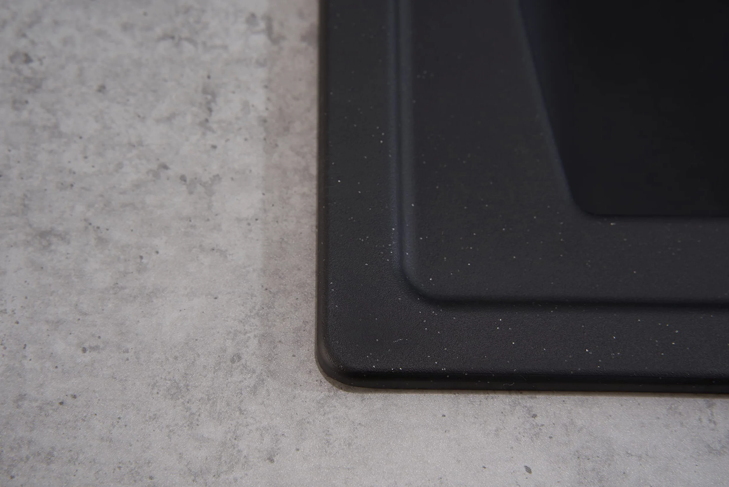 Respekta Lavello da Cucina in Mineralite Color Nero, Lavello da Incasso a 1,5 vasche, dimensioni 100 x 50 cm, Lavello Adatto per Mobili Sottolavello da 60 cm di Larghezza