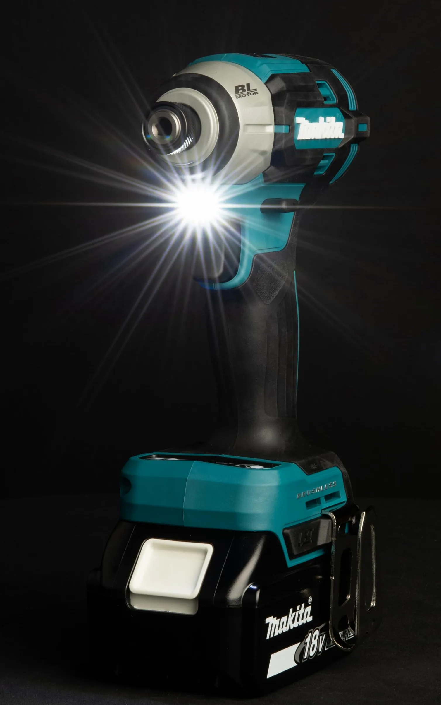 Makita Avvitatore a percussione a batteria DTD201Z, 18 V (senza batteria, senza caricatore)
