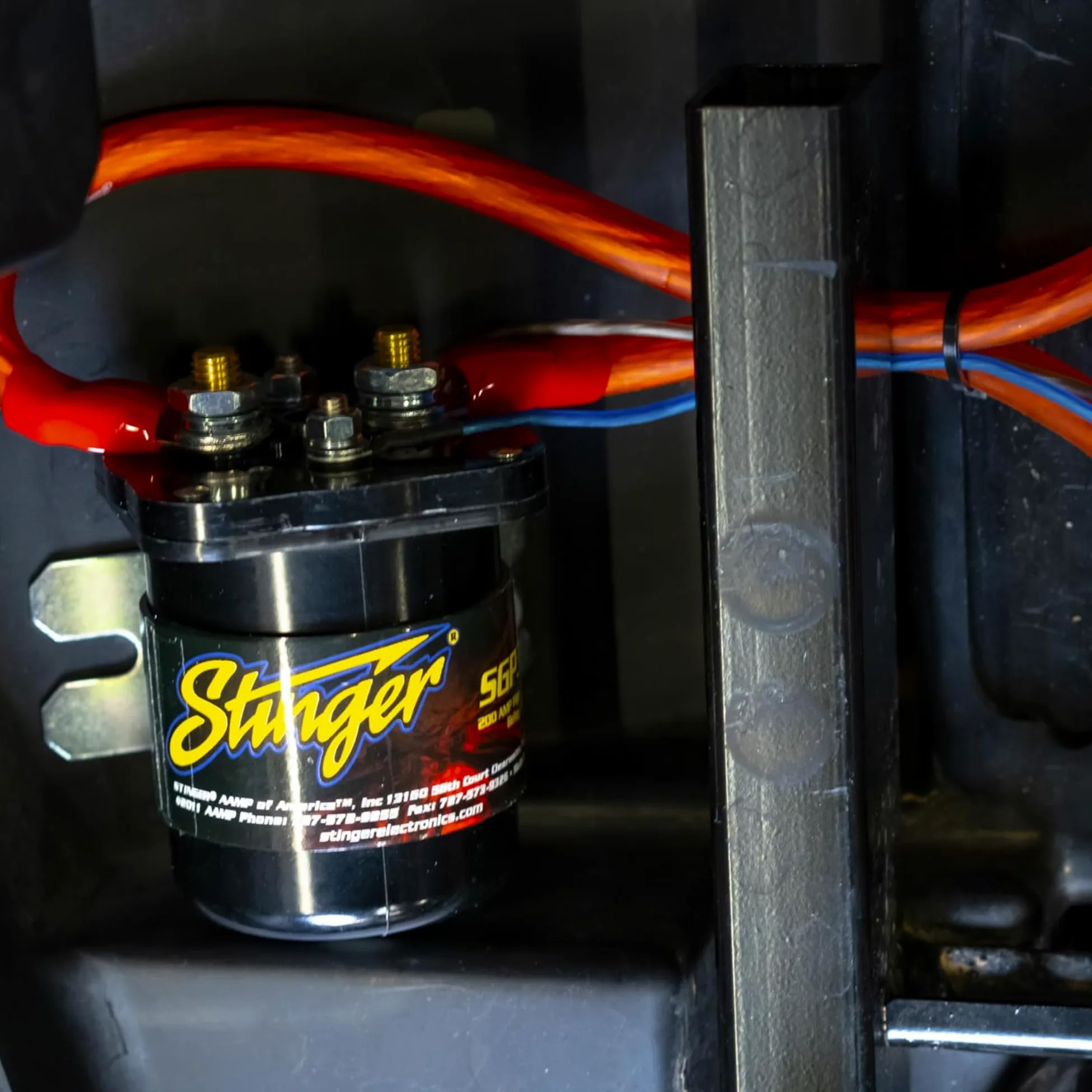 Stinger SGP32 Isolatore e relè batteria 200 AMP