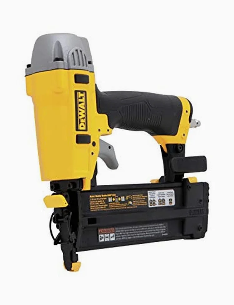 DEWALT DPSSX38-XJ Cucitrice lunghezza graffa 12 - 38mm, diametro 1,27mm.